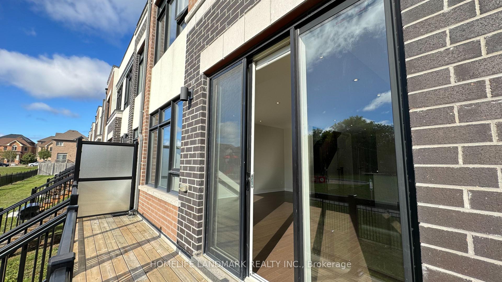 Photo 17 of 1 Beer Lane, Markham, Wismer — HOMEH