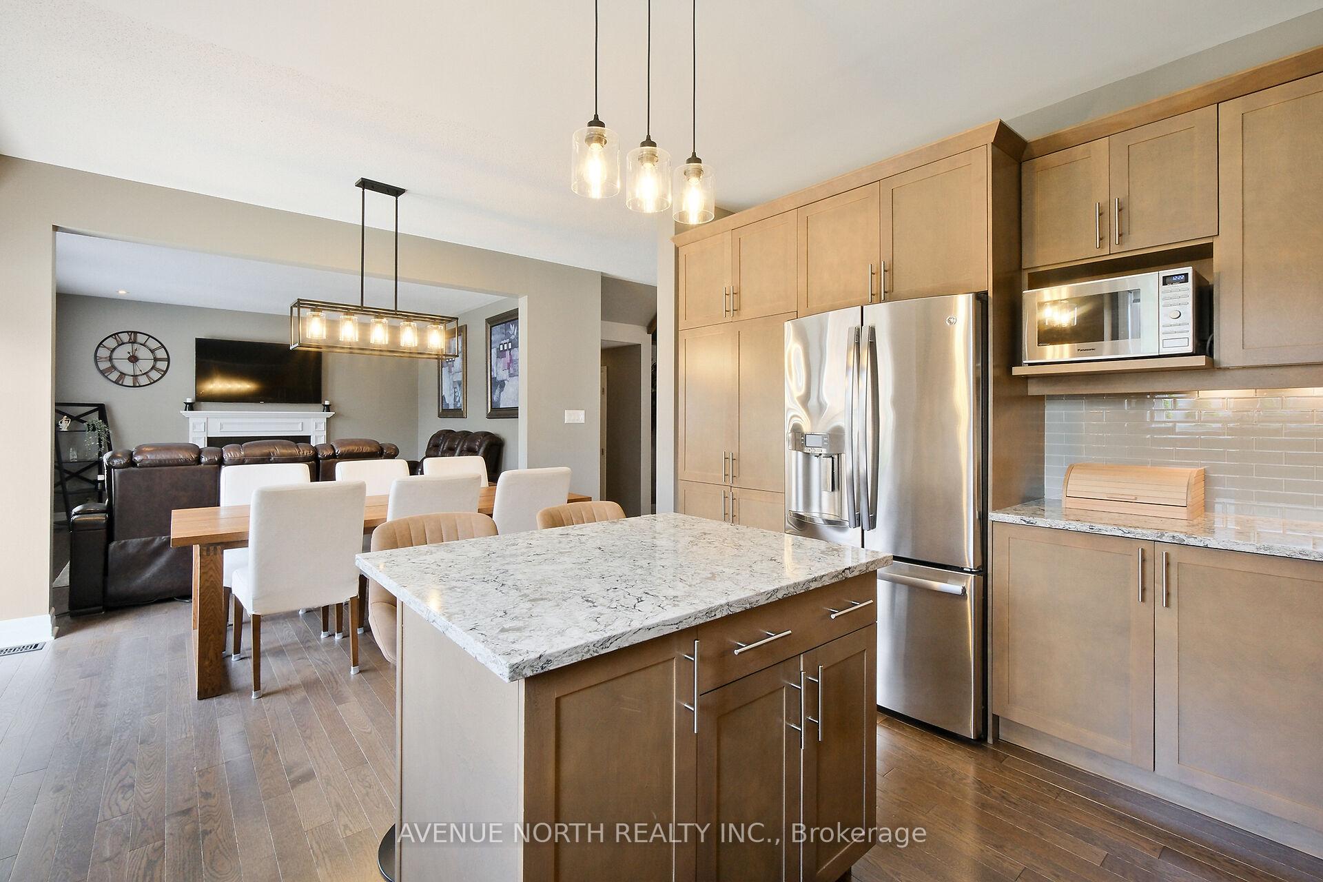 Photo 14 of 332 Andalusian Crescent, Ottawa, Kanata - Emerald Meadows/Trailwest — HOMEH