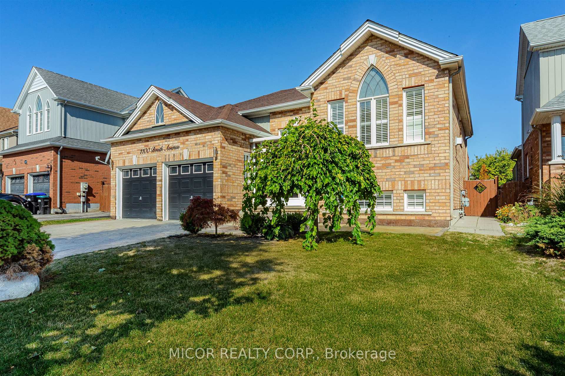 Photo 2 of 1100 Booth Avenue, Innisfil, Alcona — HOMEH