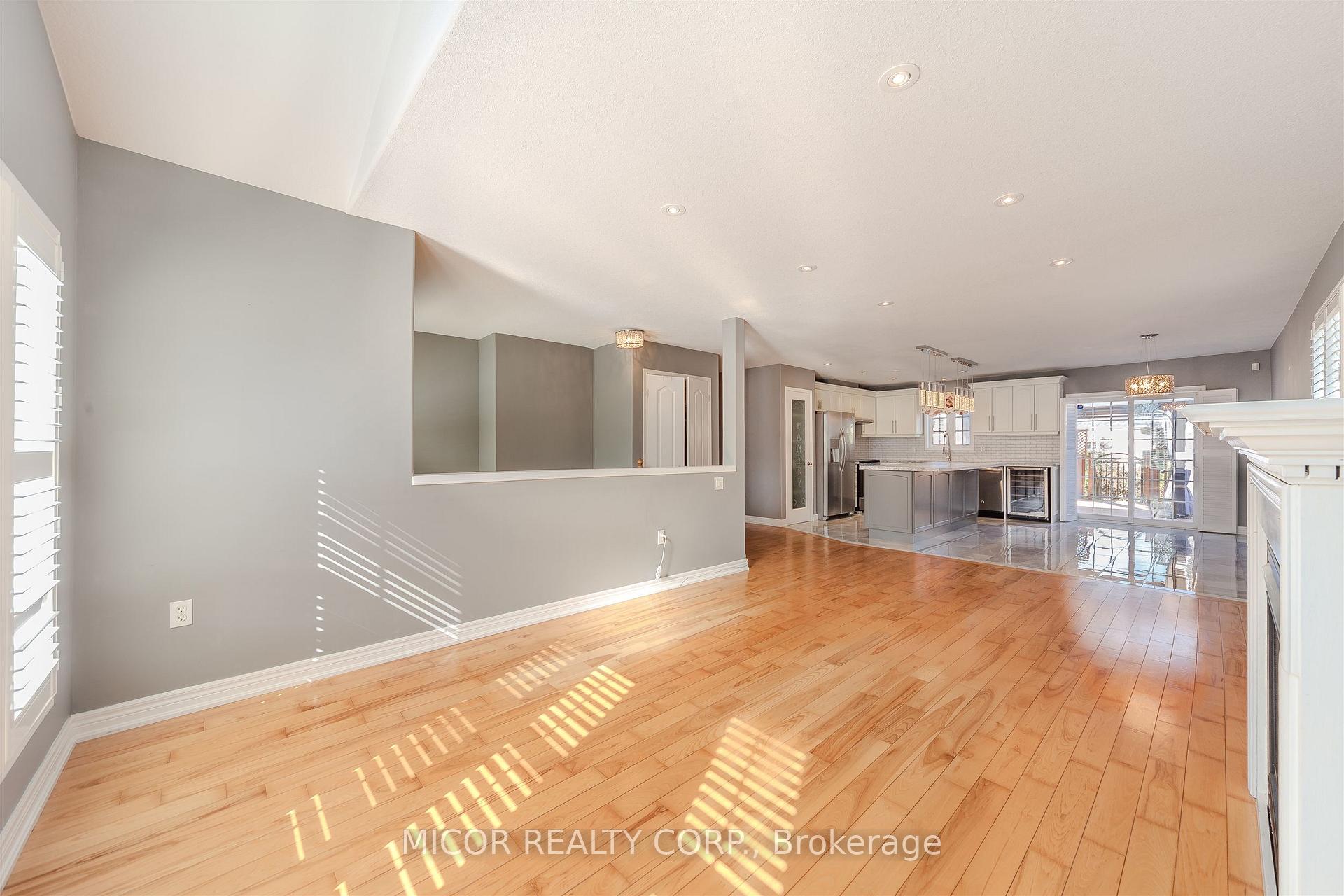 Photo 10 of 1100 Booth Avenue, Innisfil, Alcona — HOMEH