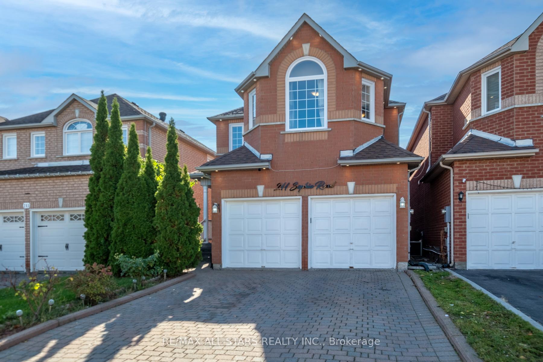 Front of 211 Sophia Road