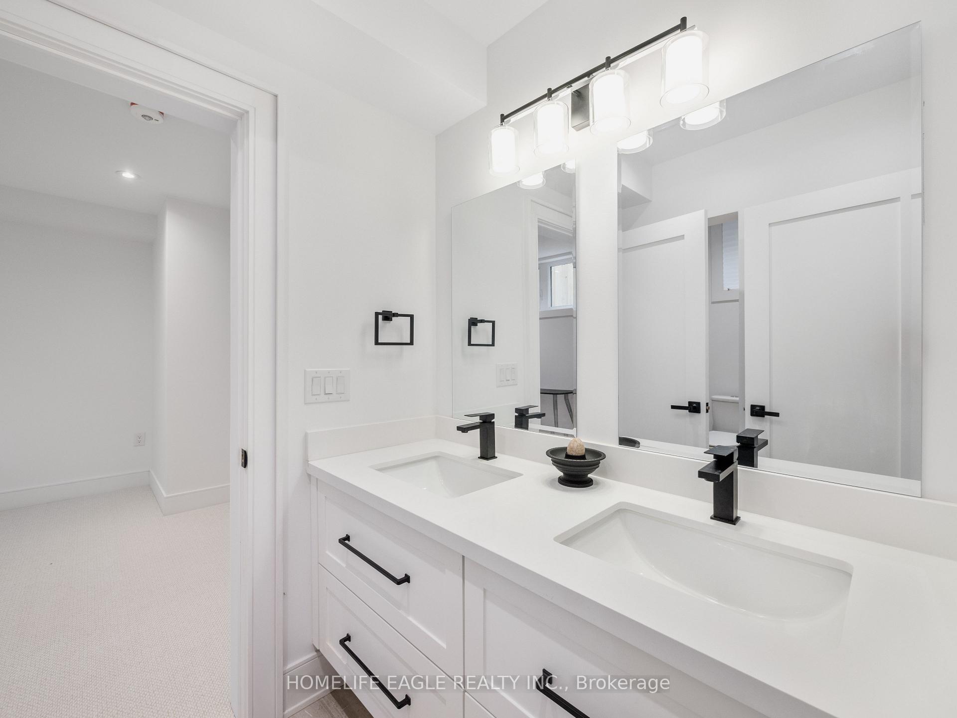 Photo 12 of 1242 Killarney Beach Road, Innisfil, Lefroy — HOMEH