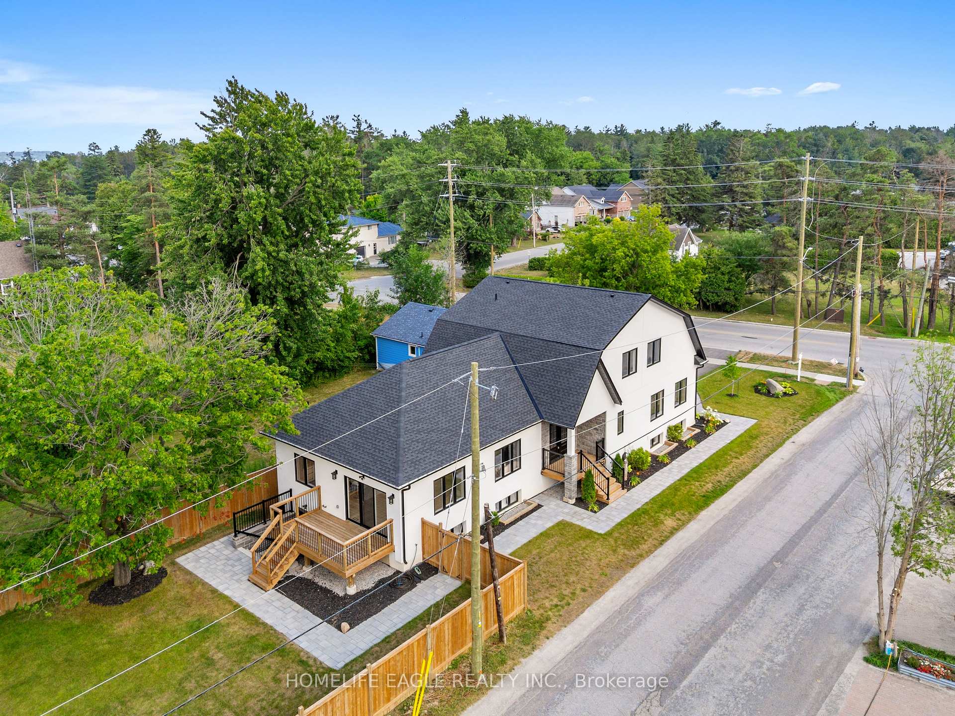 Photo 18 of 1242 Killarney Beach Road, Innisfil, Lefroy — HOMEH