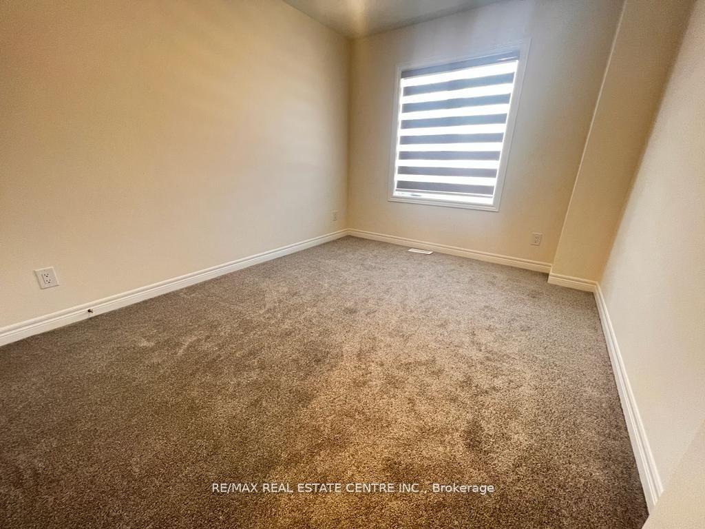 Photo 37 of 87 Grassbourne Avenue, Kitchener — HOMEH