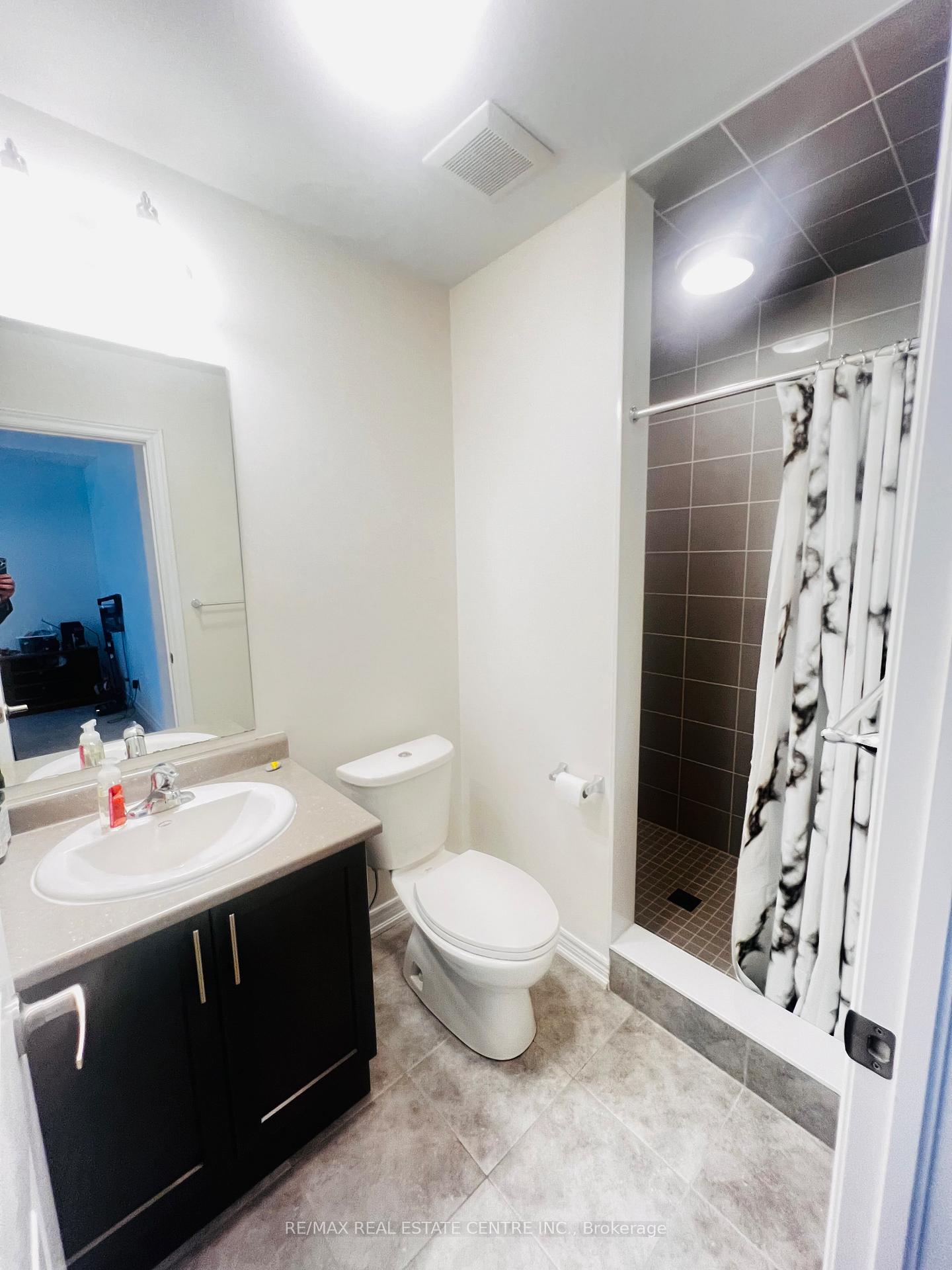 Photo 43 of 87 Grassbourne Avenue, Kitchener — HOMEH