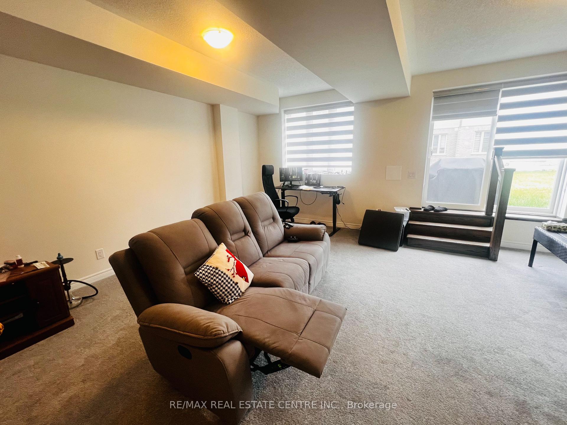 Photo 20 of 87 Grassbourne Avenue, Kitchener — HOMEH