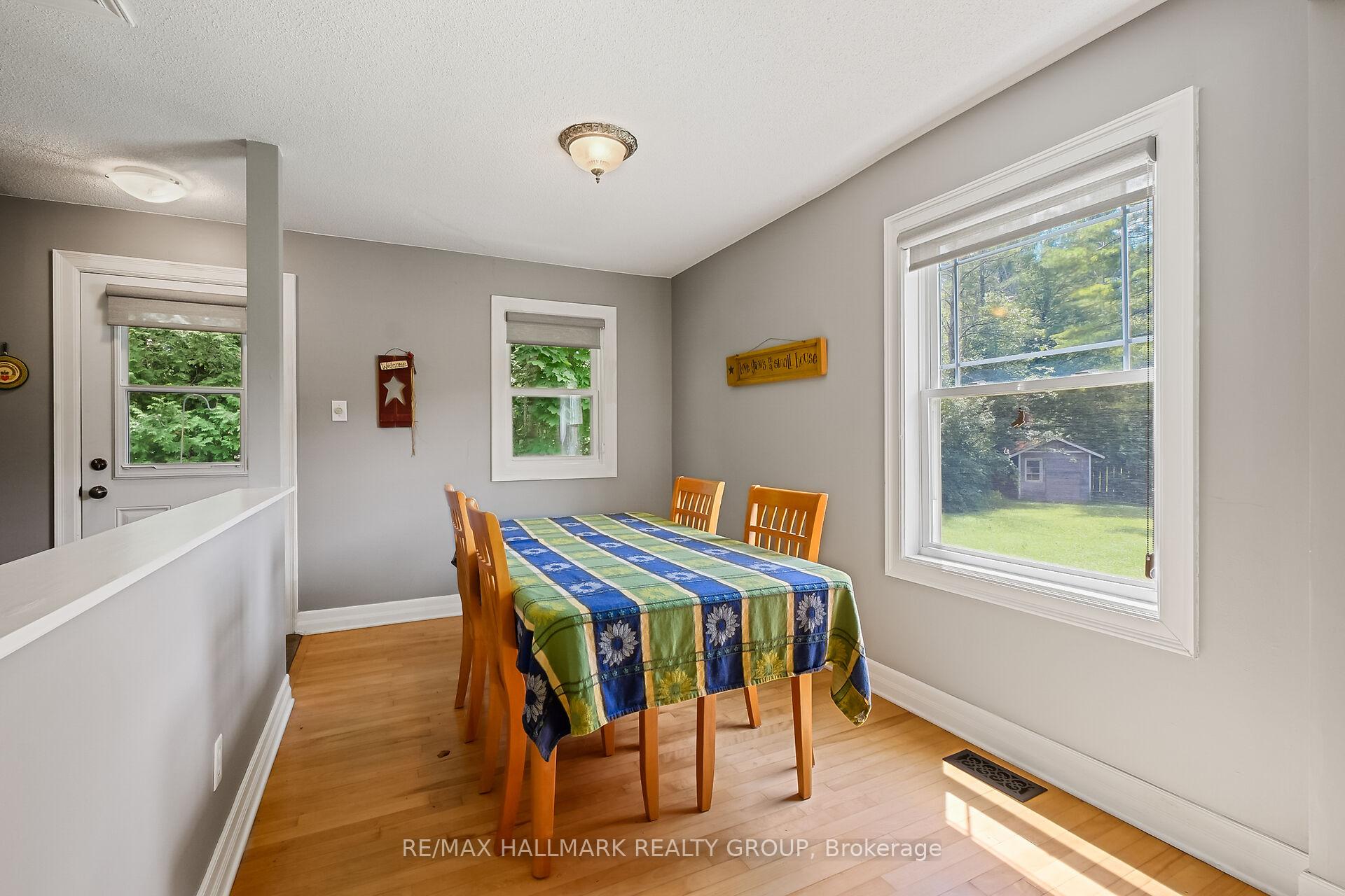 Photo 6 of 1048 Kerwin Road, Ottawa, Kanata - Kanata (North East) — HOMEH