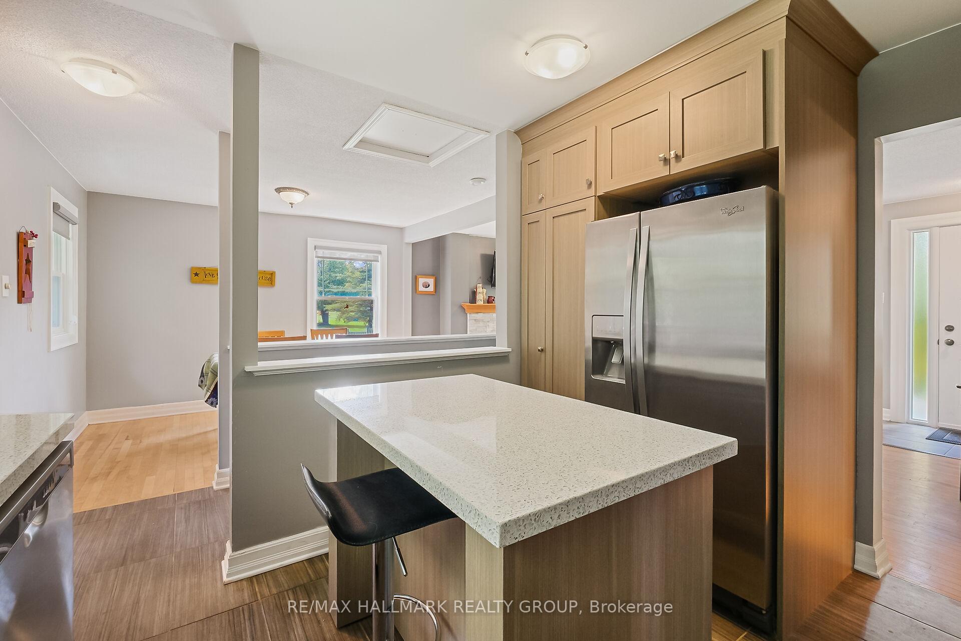 Photo 10 of 1048 Kerwin Road, Ottawa, Kanata - Kanata (North East) — HOMEH
