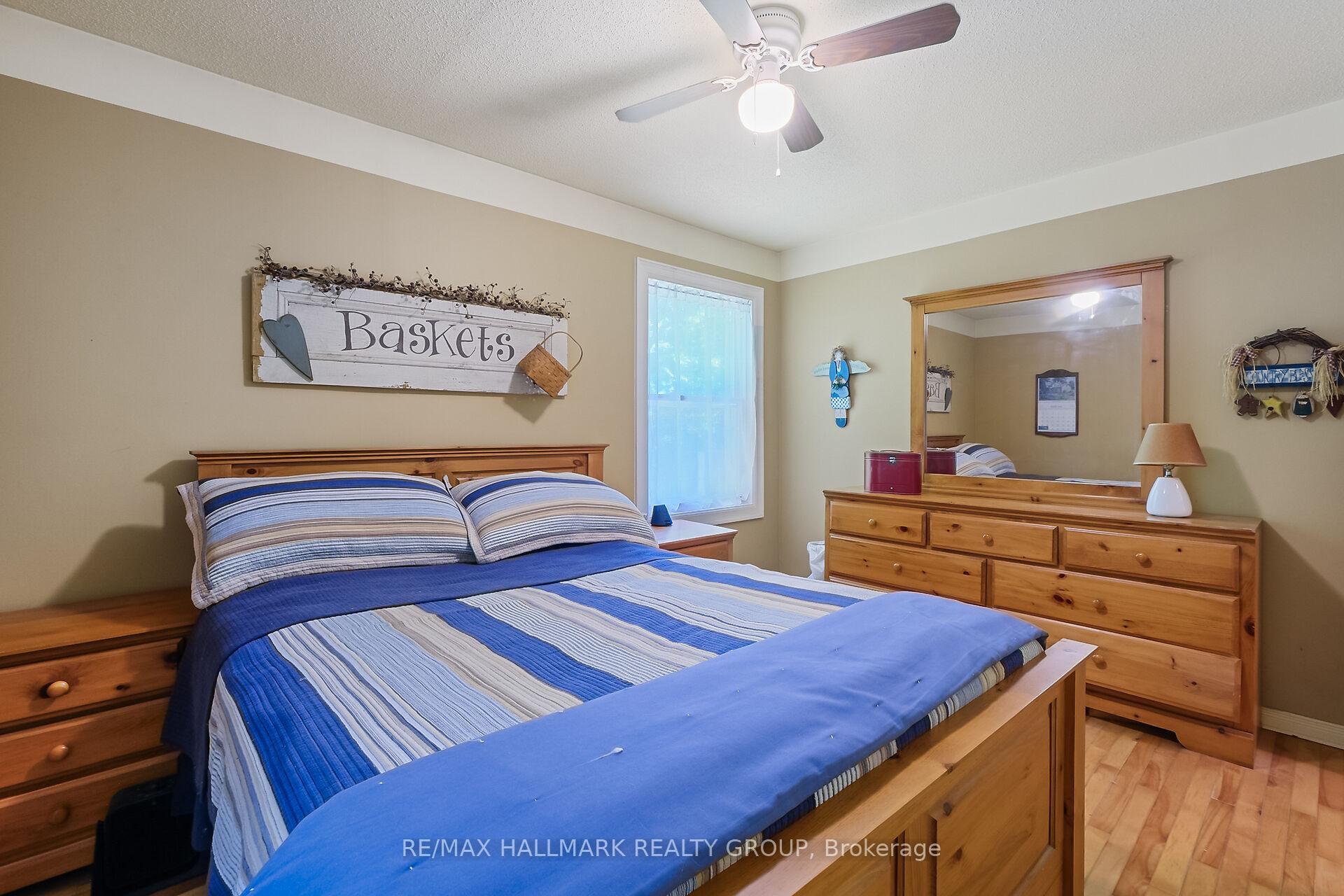 Photo 14 of 1048 Kerwin Road, Ottawa, Kanata - Kanata (North East) — HOMEH