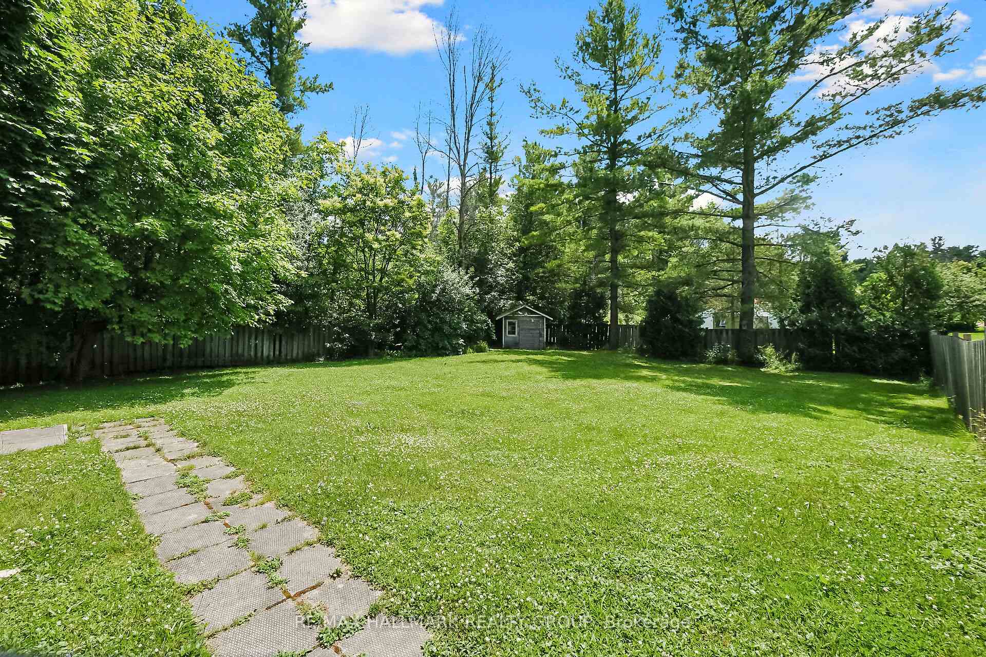 Photo 20 of 1048 Kerwin Road, Ottawa, Kanata - Kanata (North East) — HOMEH
