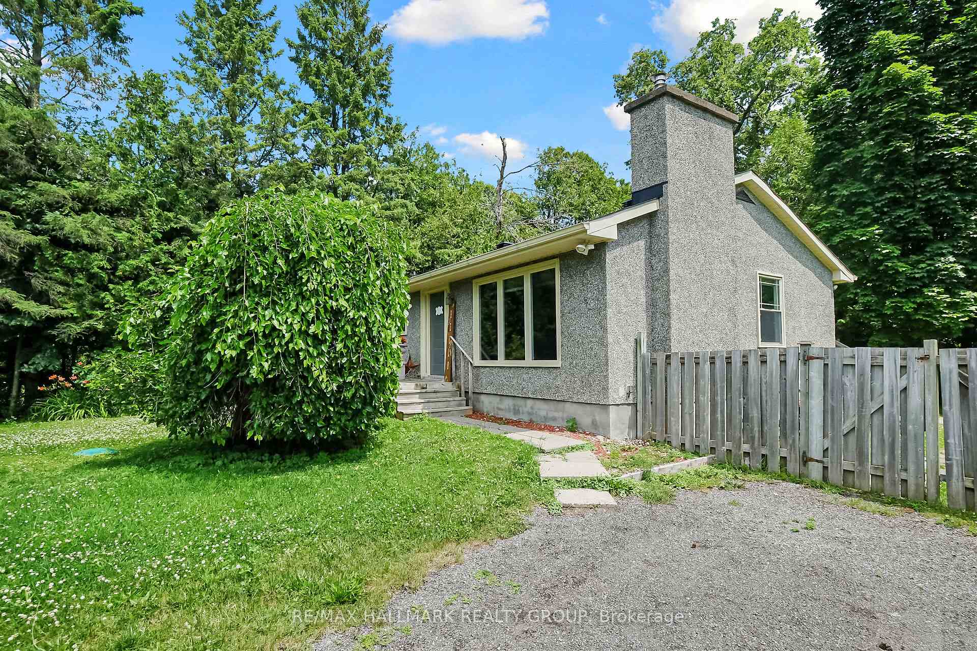 Photo 30 of 1048 Kerwin Road, Ottawa, Kanata - Kanata (North East) — HOMEH