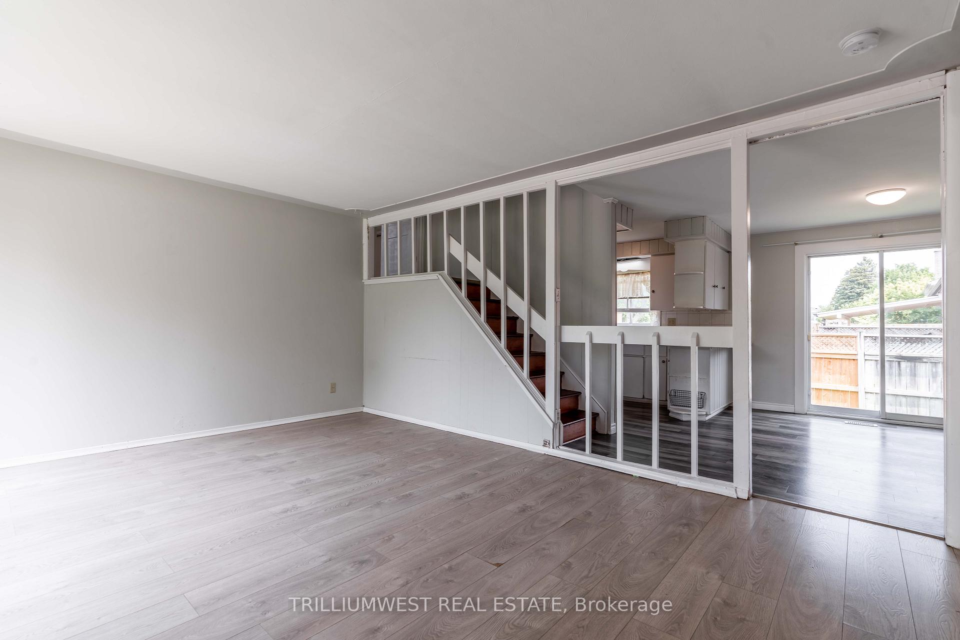 Photo 8 of Unit B, 301 Franklin Street, Kitchener — HOMEH