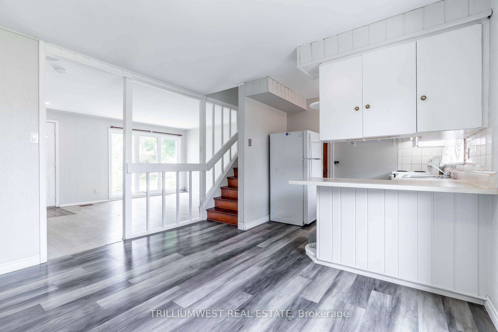 Photo 12 of Unit B, 301 Franklin Street, Kitchener — HOMEH
