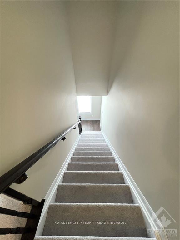Photo 13 of 1067 Speedvale Court, Ottawa, Kanata - Kanata Lakes/Heritage Hills — HOMEH