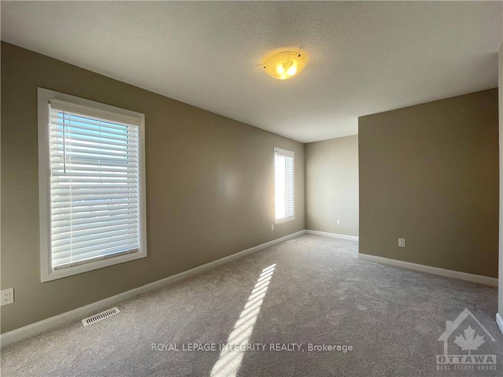 Photo 15 of 1067 Speedvale Court, Ottawa, Kanata - Kanata Lakes/Heritage Hills — HOMEH