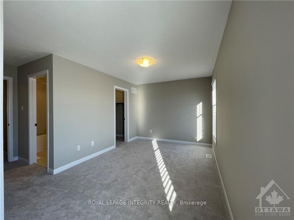 Photo 16 of 1067 Speedvale Court, Ottawa, Kanata - Kanata Lakes/Heritage Hills — HOMEH