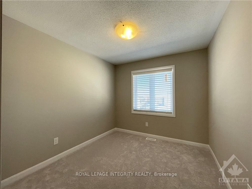 Photo 19 of 1067 Speedvale Court, Ottawa, Kanata - Kanata Lakes/Heritage Hills — HOMEH