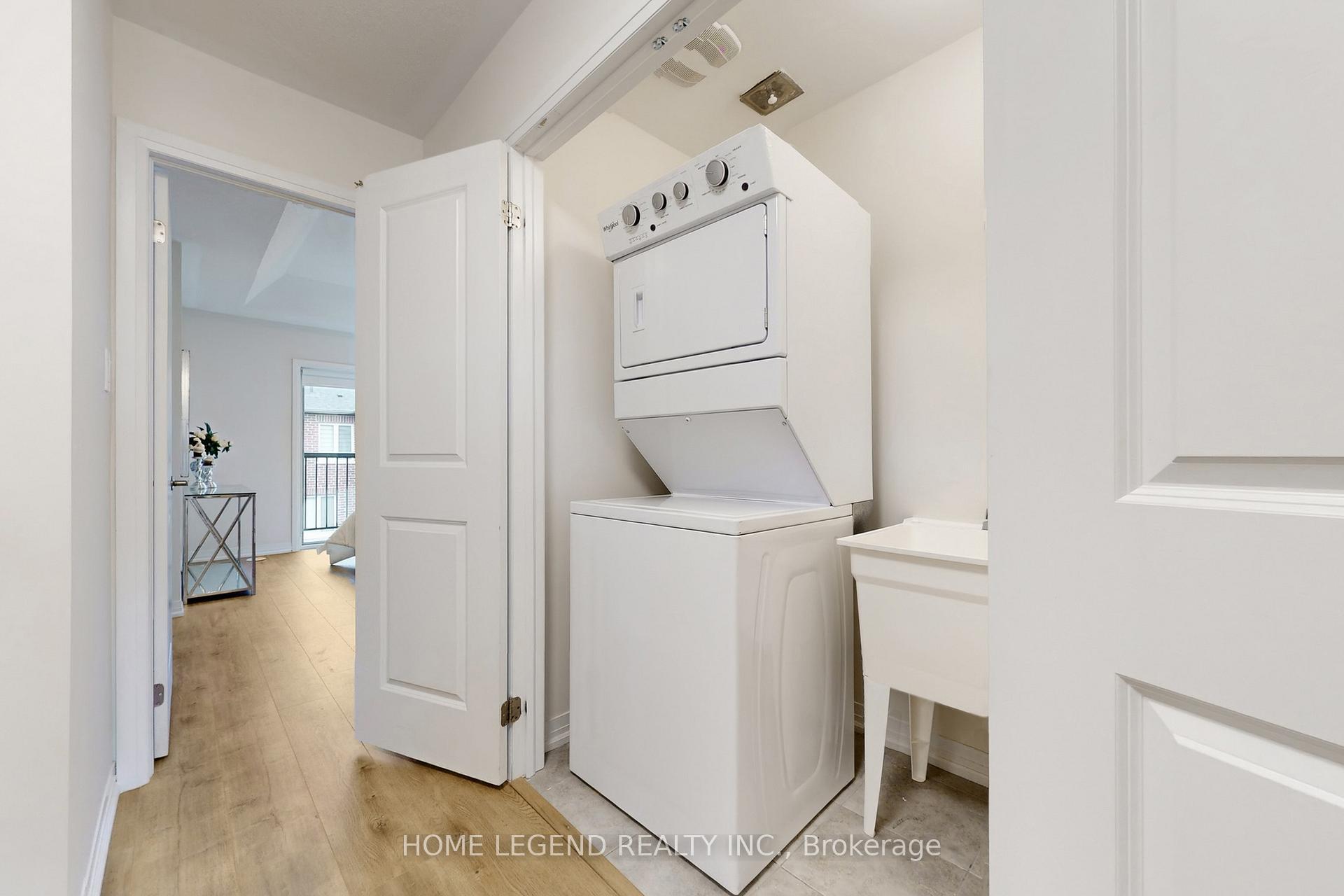 Photo 24 of 11 Sissons Way, Markham, Cedar Grove — HOMEH