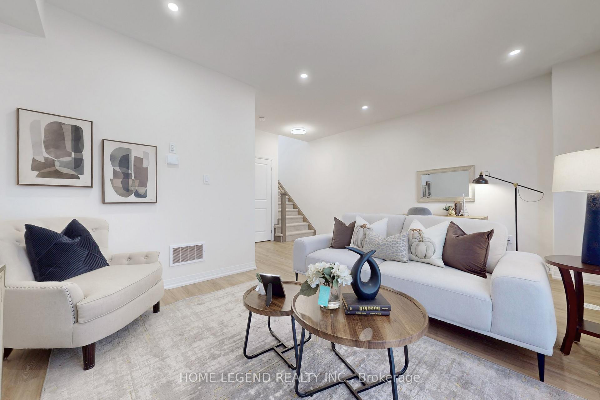 Photo 27 of 11 Sissons Way, Markham, Cedar Grove — HOMEH