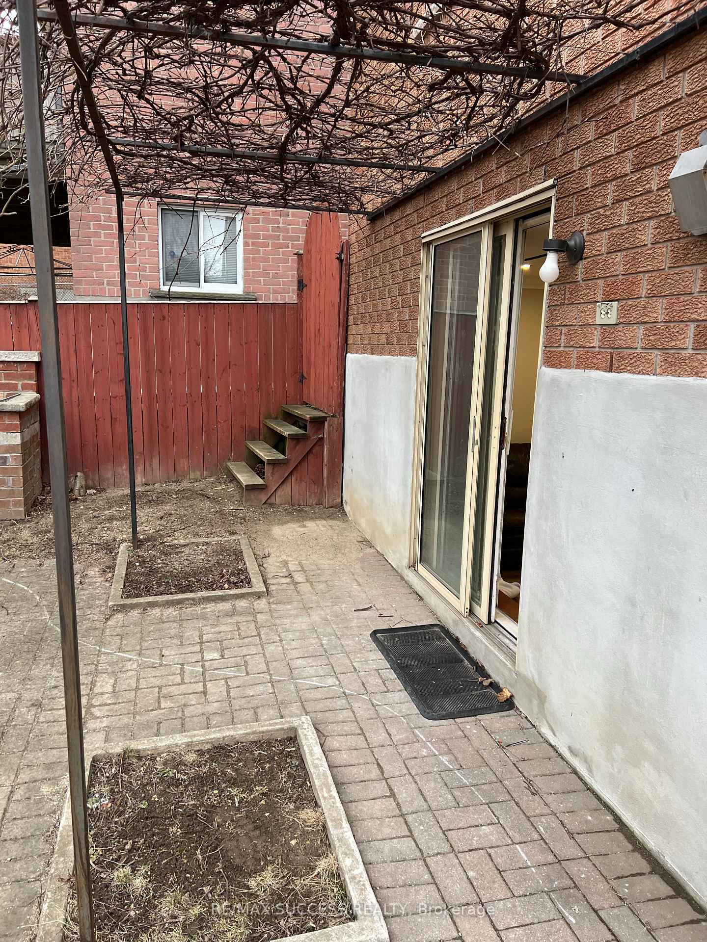 Photo 7 of Unit Basement, 351 Veronica Drive, Kitchener — HOMEH