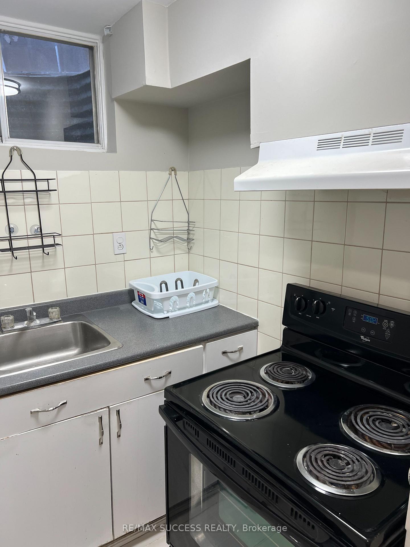 Photo 18 of Unit Basement, 351 Veronica Drive, Kitchener — HOMEH