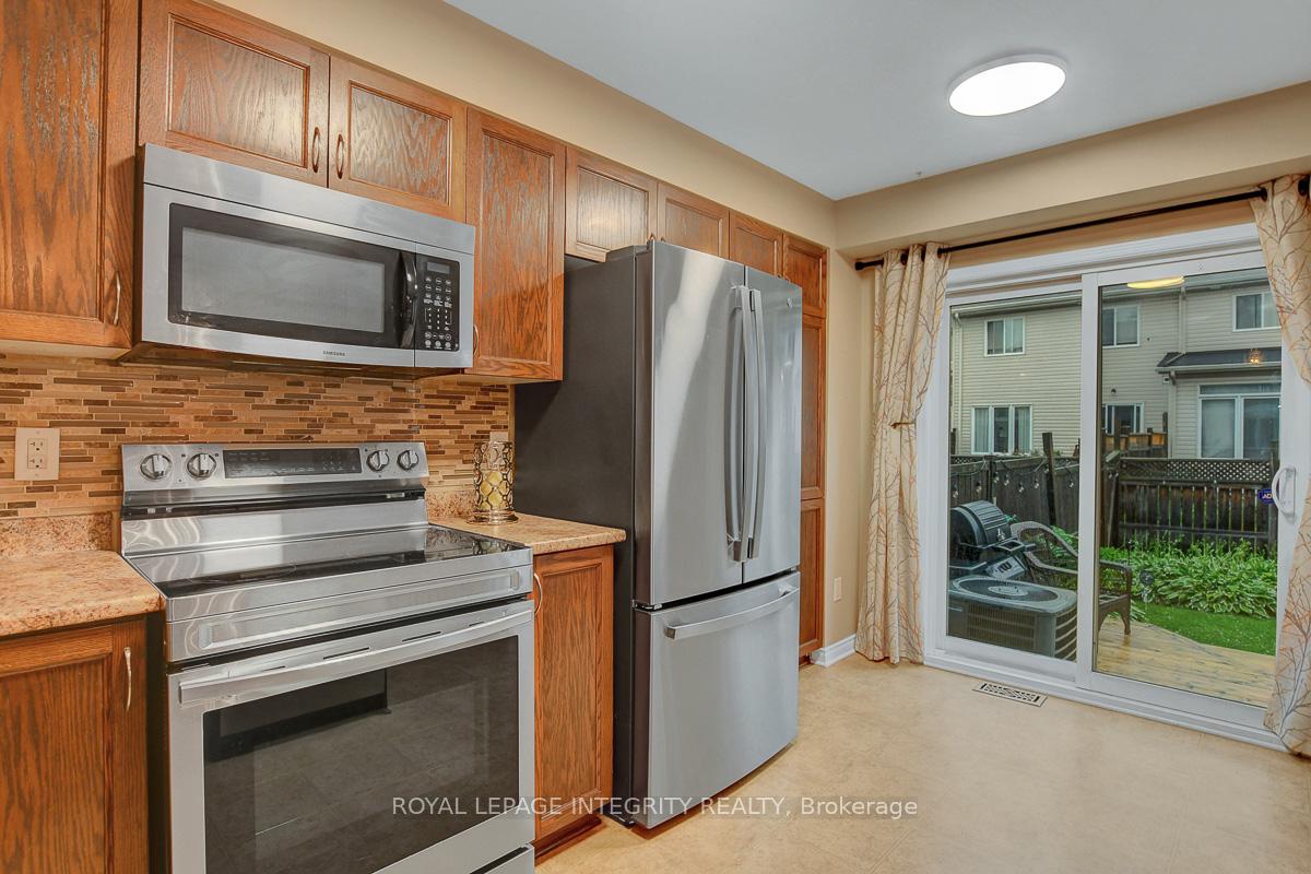 Photo 19 of 328 Applecross Crescent, Ottawa, Kanata - Morgan's Grant/South March — HOMEH