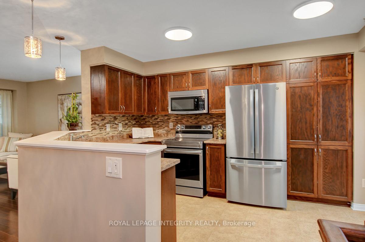 Photo 20 of 328 Applecross Crescent, Ottawa, Kanata - Morgan's Grant/South March — HOMEH
