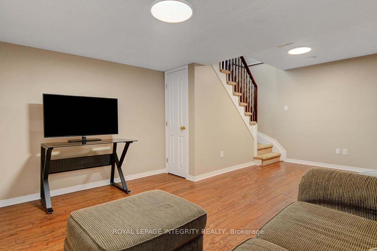Photo 39 of 328 Applecross Crescent, Ottawa, Kanata - Morgan's Grant/South March — HOMEH