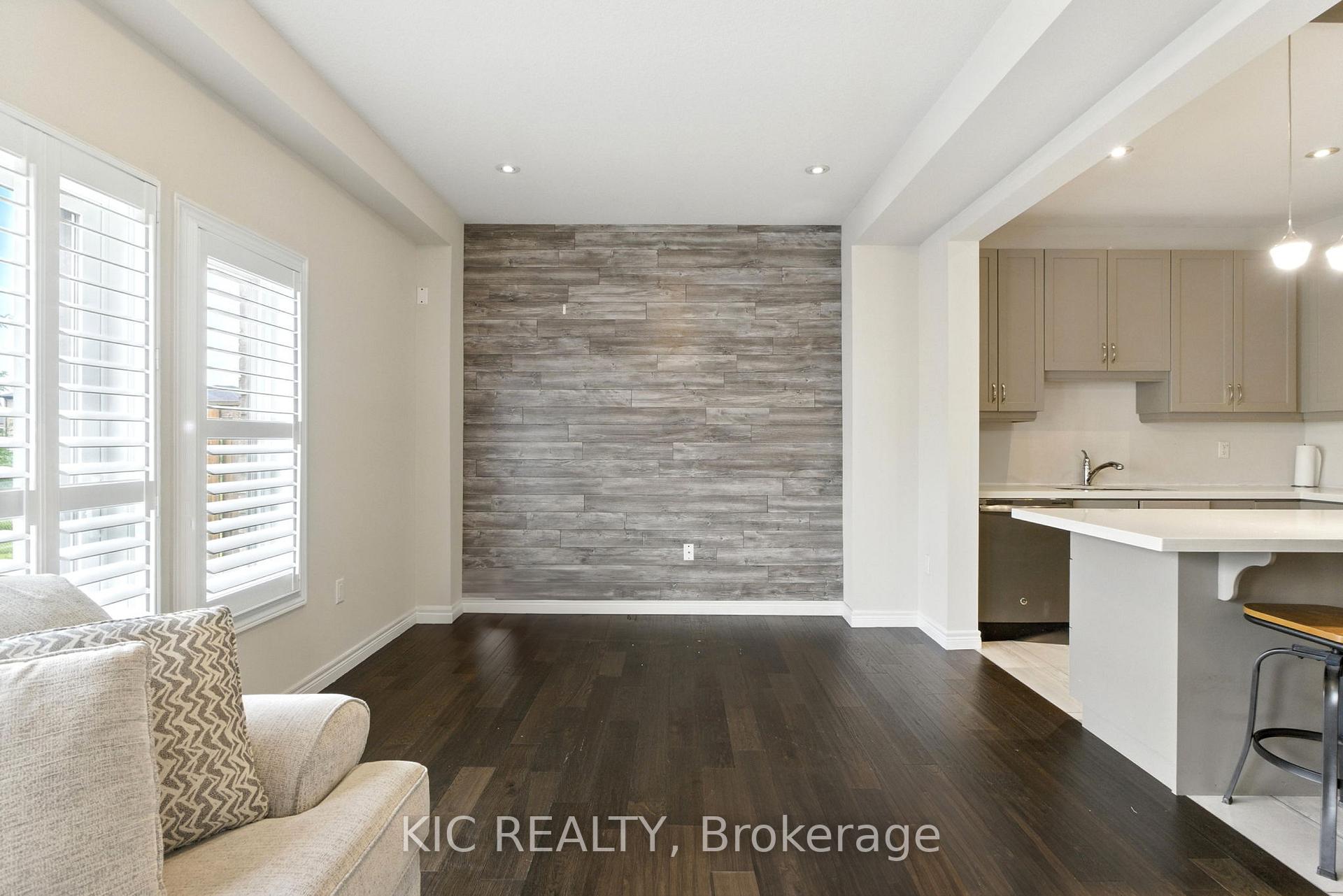 Photo 13 of 69 Dodman Crescent, Hamilton, Ancaster — HOMEH