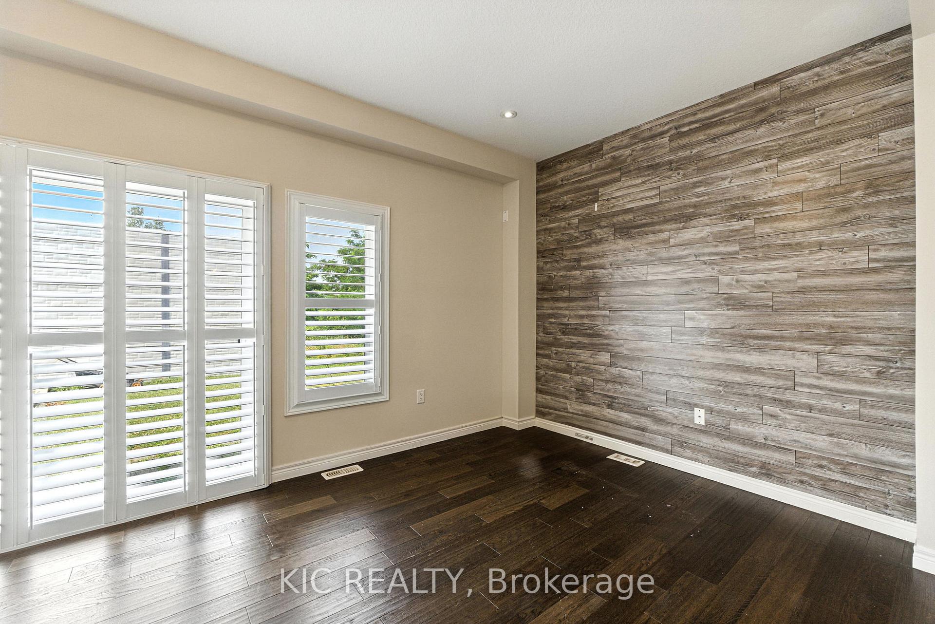Photo 14 of 69 Dodman Crescent, Hamilton, Ancaster — HOMEH