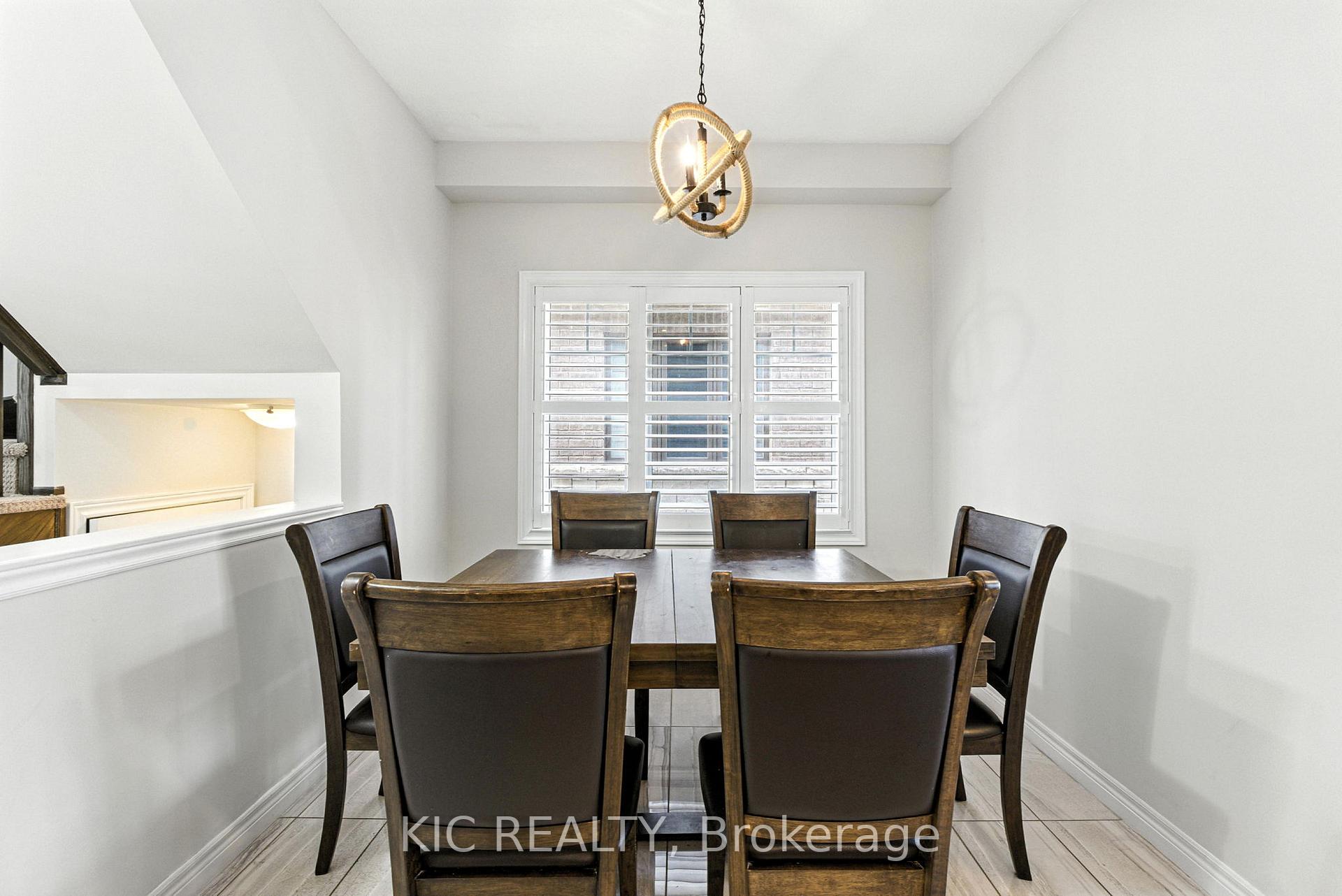 Photo 15 of 69 Dodman Crescent, Hamilton, Ancaster — HOMEH