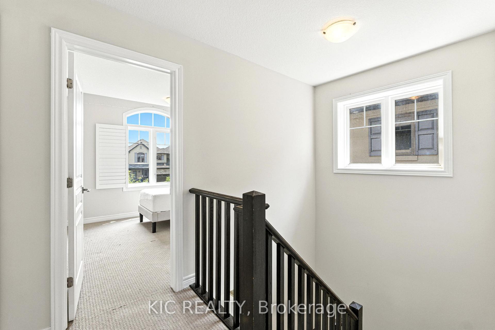 Photo 18 of 69 Dodman Crescent, Hamilton, Ancaster — HOMEH