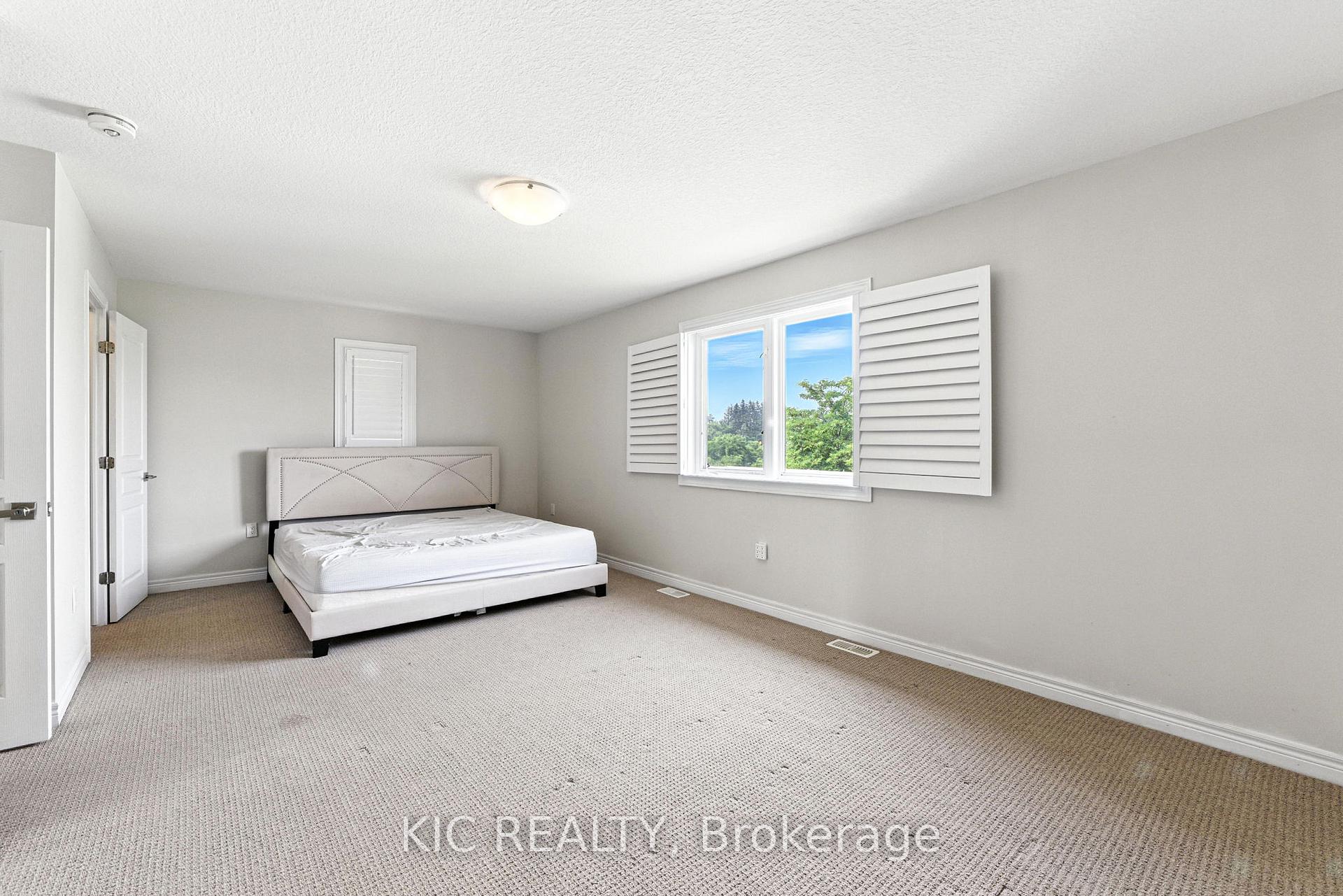 Photo 19 of 69 Dodman Crescent, Hamilton, Ancaster — HOMEH