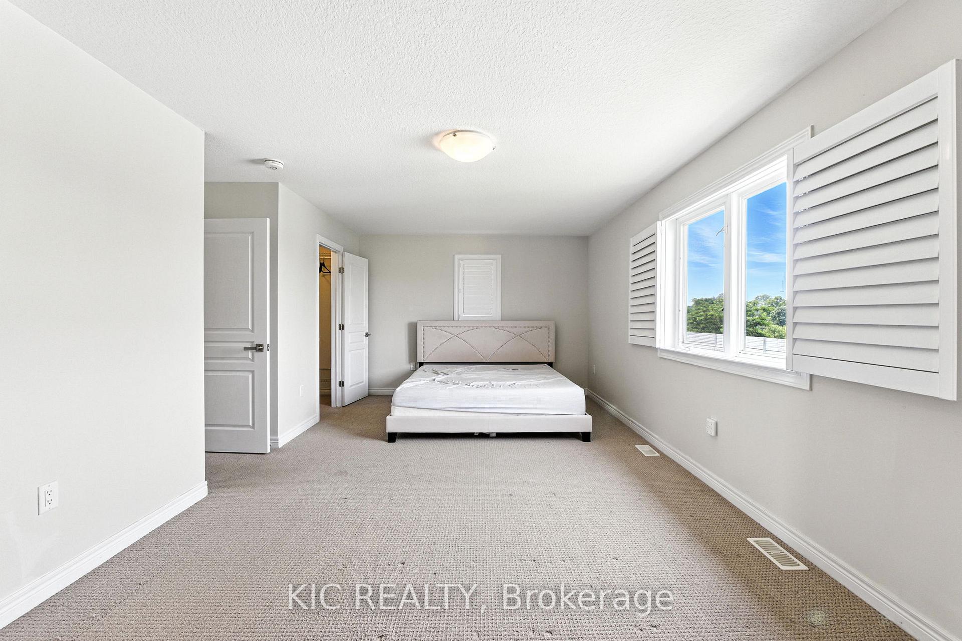 Photo 20 of 69 Dodman Crescent, Hamilton, Ancaster — HOMEH