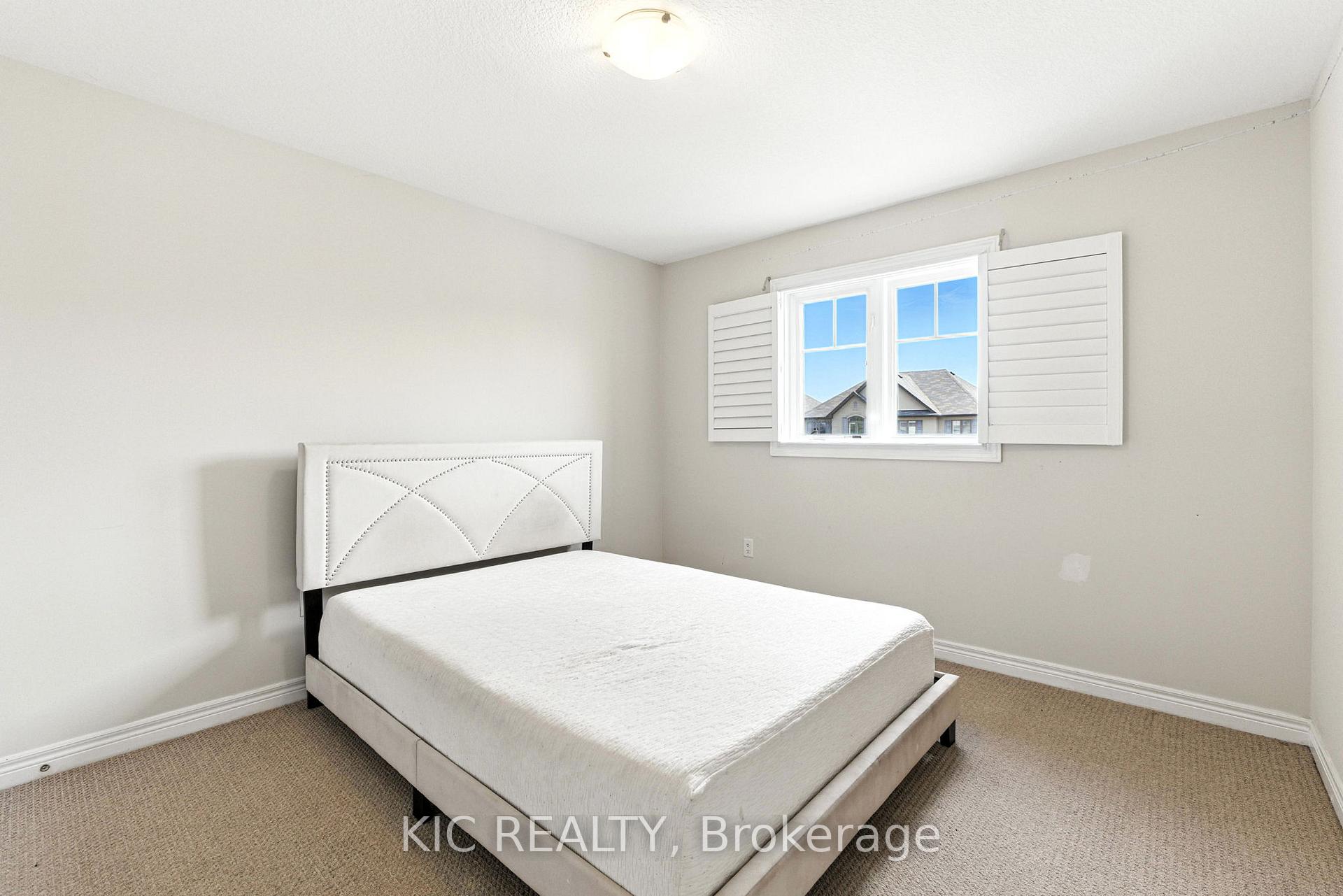 Photo 27 of 69 Dodman Crescent, Hamilton, Ancaster — HOMEH