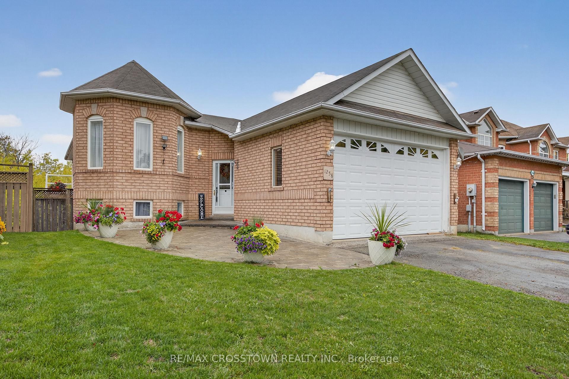 Photo 1 of 1258 Vincent Crescent, Innisfil, Alcona — HOMEH