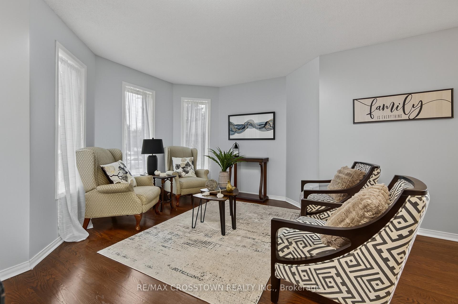 Photo 2 of 1258 Vincent Crescent, Innisfil, Alcona — HOMEH