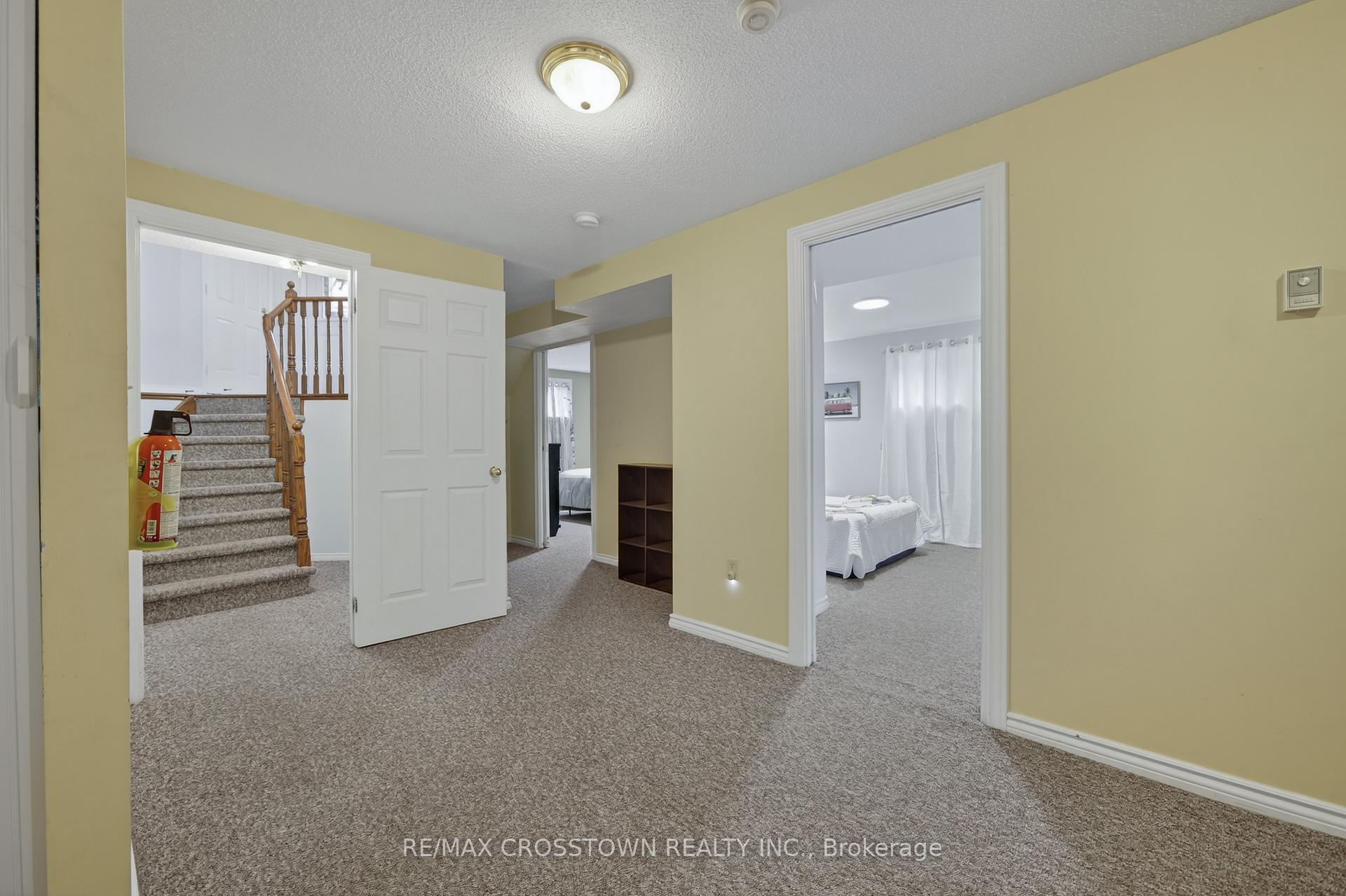 Photo 23 of 1258 Vincent Crescent, Innisfil, Alcona — HOMEH