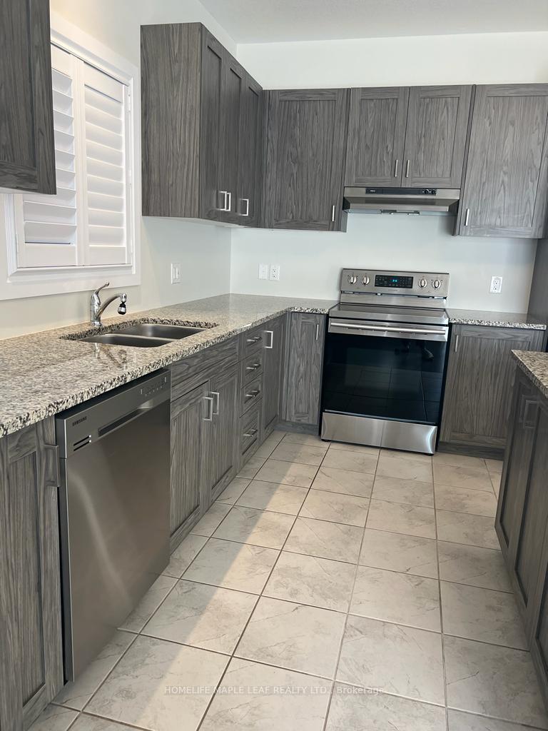Photo 14 of 225 Sedgewood Street, Kitchener — HOMEH