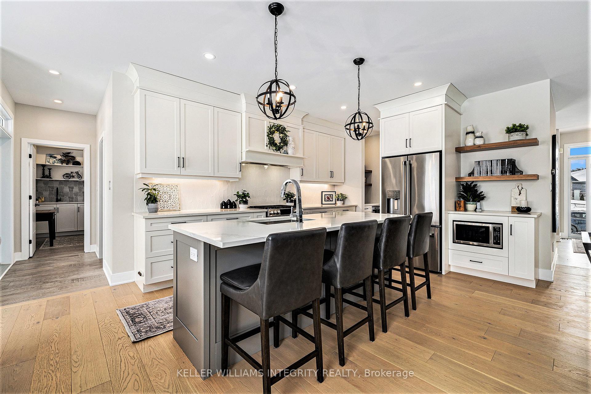 Photo 14 of 308 Autumn Meadow Way, Ottawa, North Gower — HOMEH