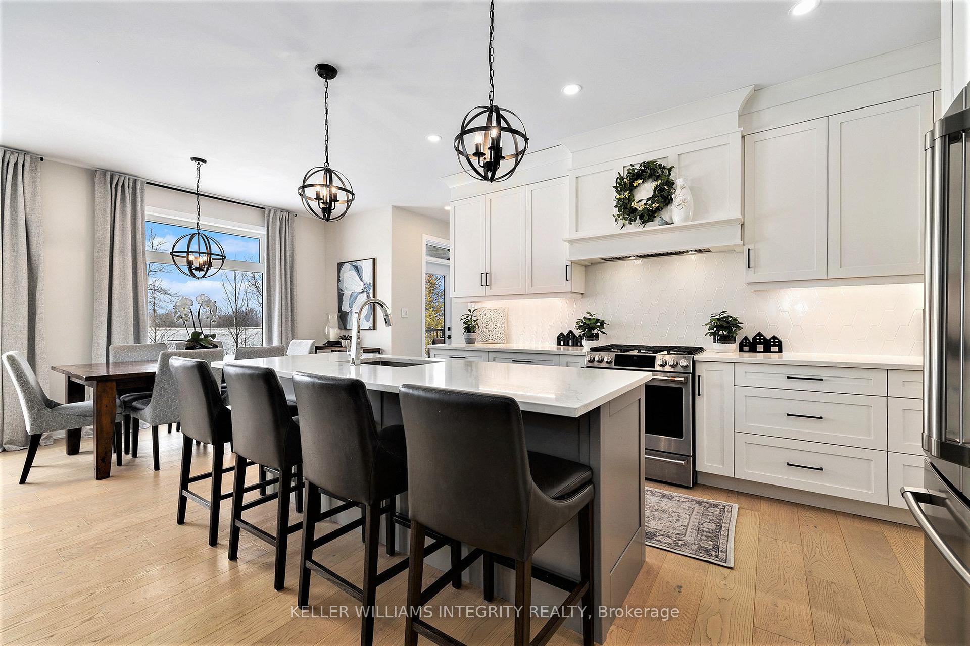 Photo 15 of 308 Autumn Meadow Way, Ottawa, North Gower — HOMEH