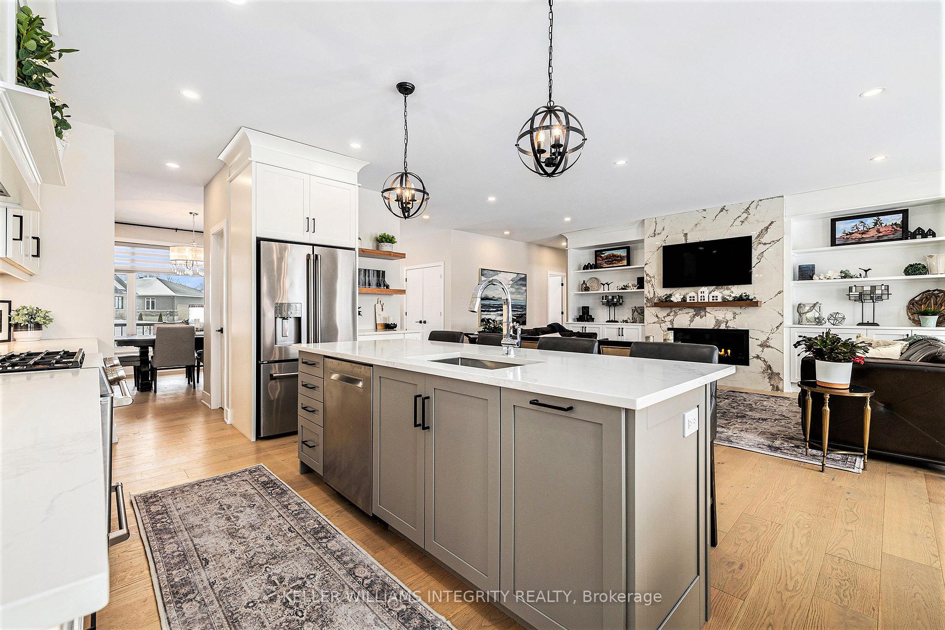 Photo 17 of 308 Autumn Meadow Way, Ottawa, North Gower — HOMEH