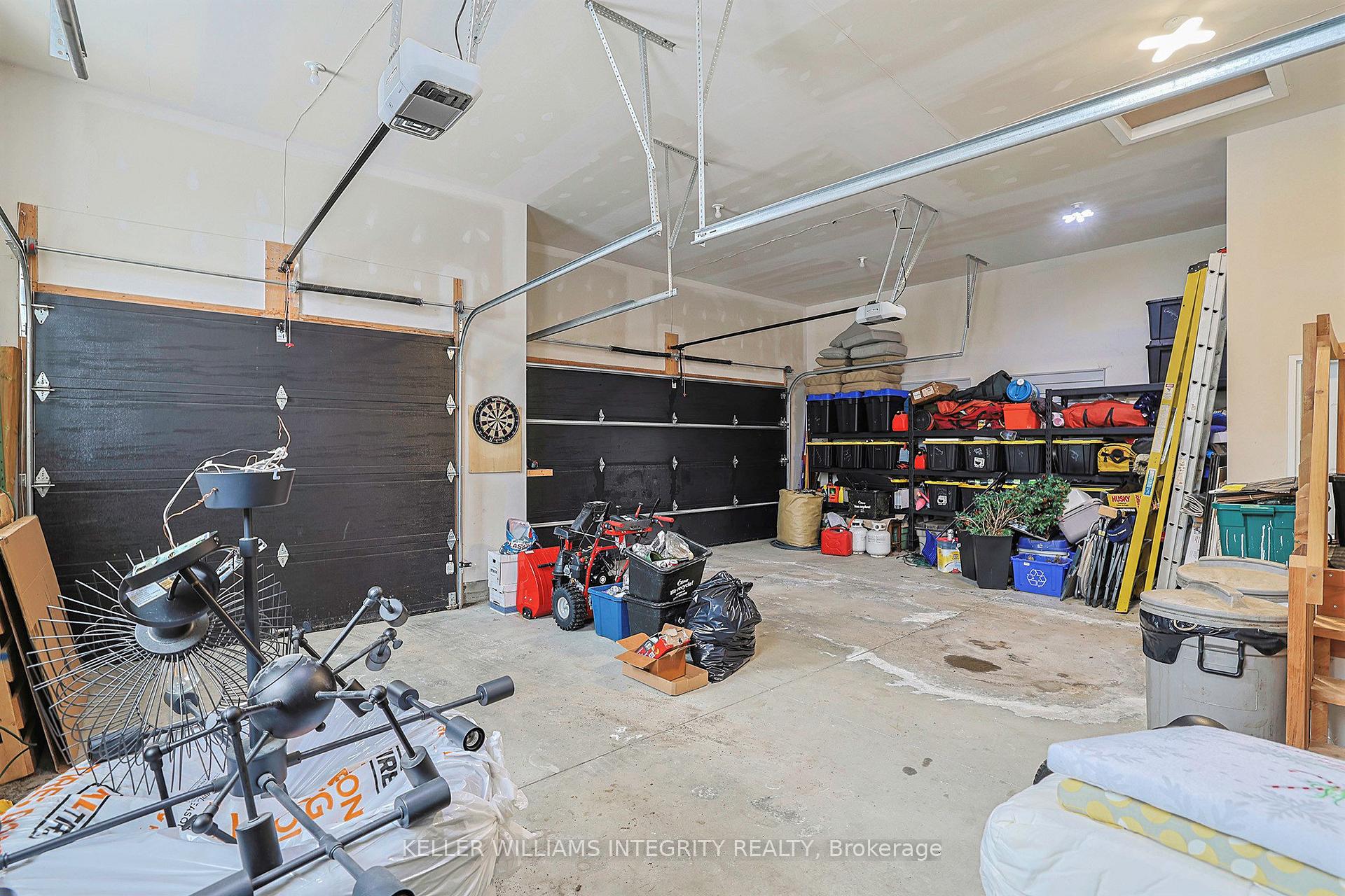 Photo 33 of 308 Autumn Meadow Way, Ottawa, North Gower — HOMEH