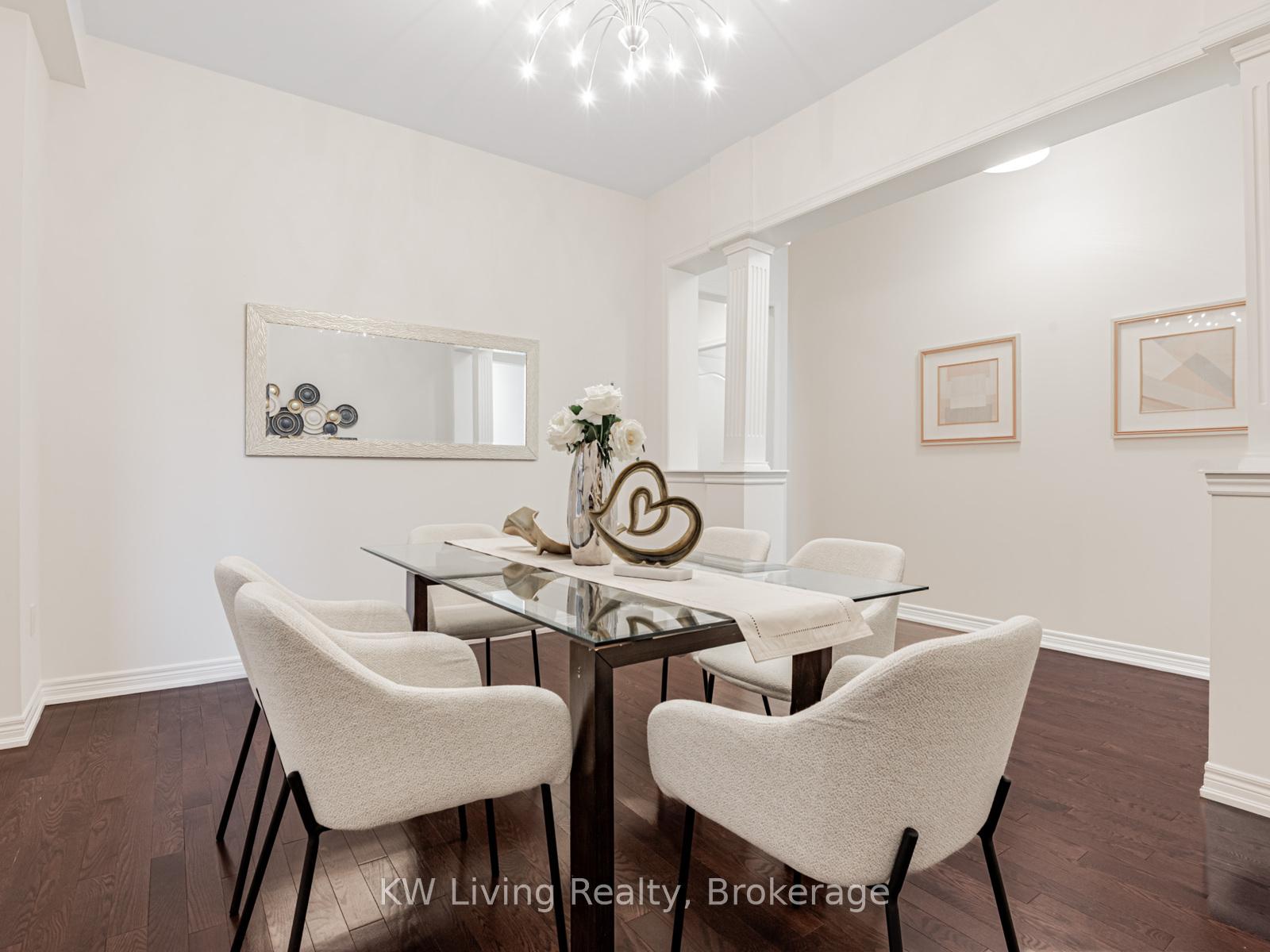 Photo 16 of 37 Jeffrey Nihda Crescent, Markham, Greensborough — HOMEH