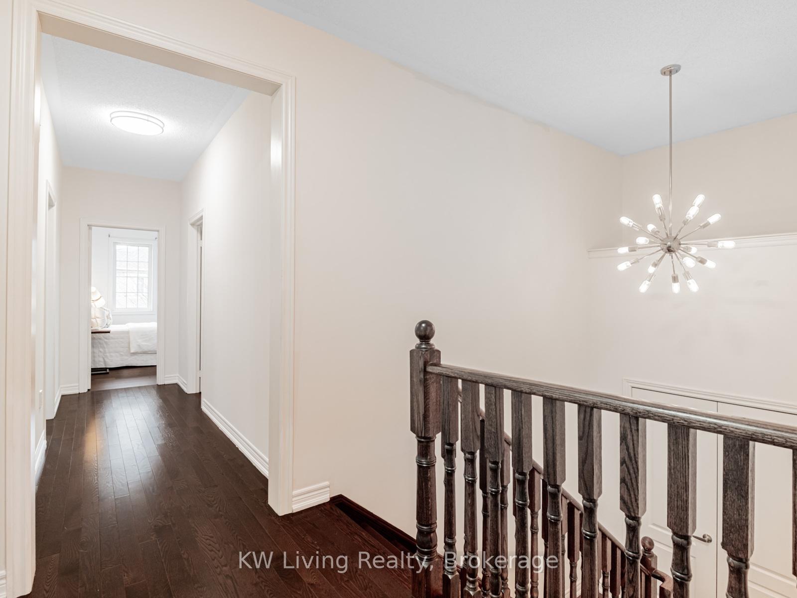 Photo 19 of 37 Jeffrey Nihda Crescent, Markham, Greensborough — HOMEH
