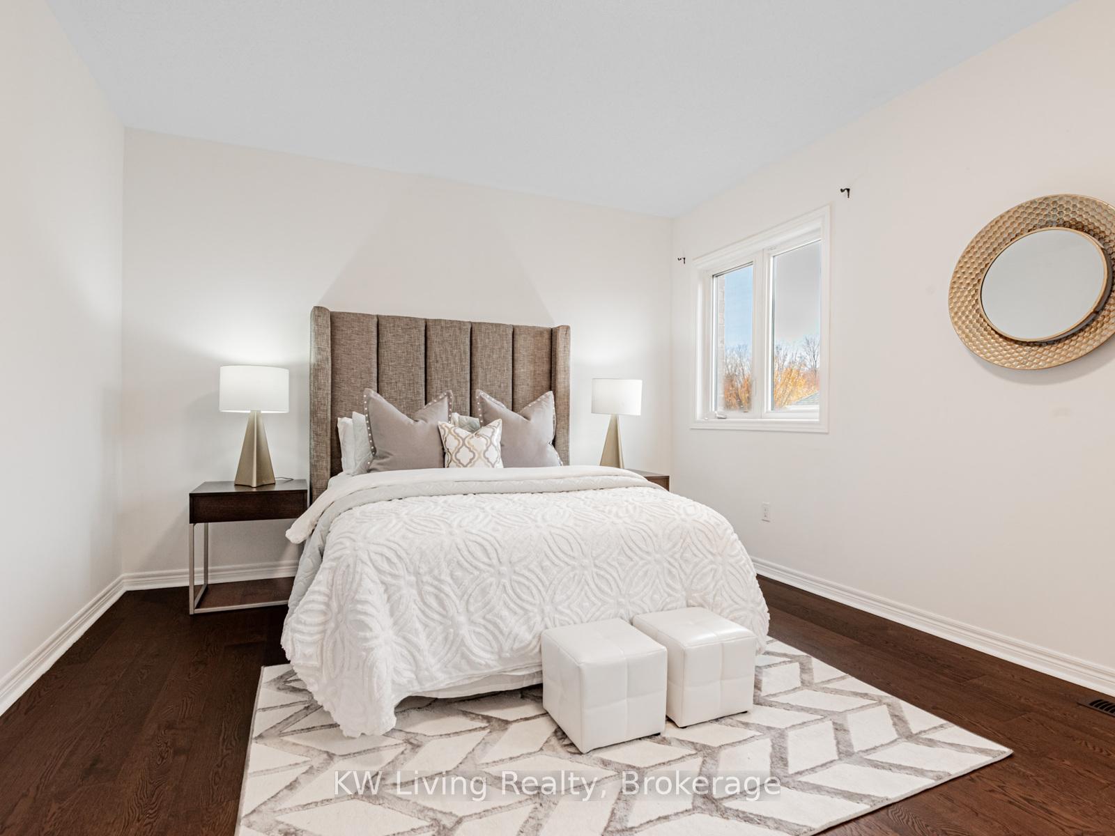 Photo 21 of 37 Jeffrey Nihda Crescent, Markham, Greensborough — HOMEH