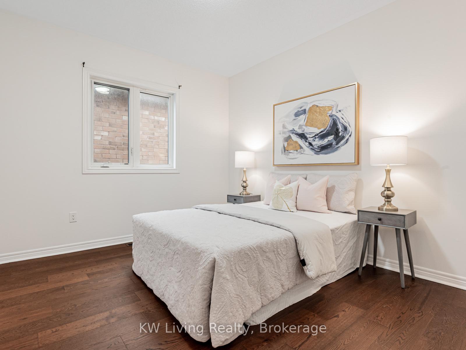 Photo 28 of 37 Jeffrey Nihda Crescent, Markham, Greensborough — HOMEH