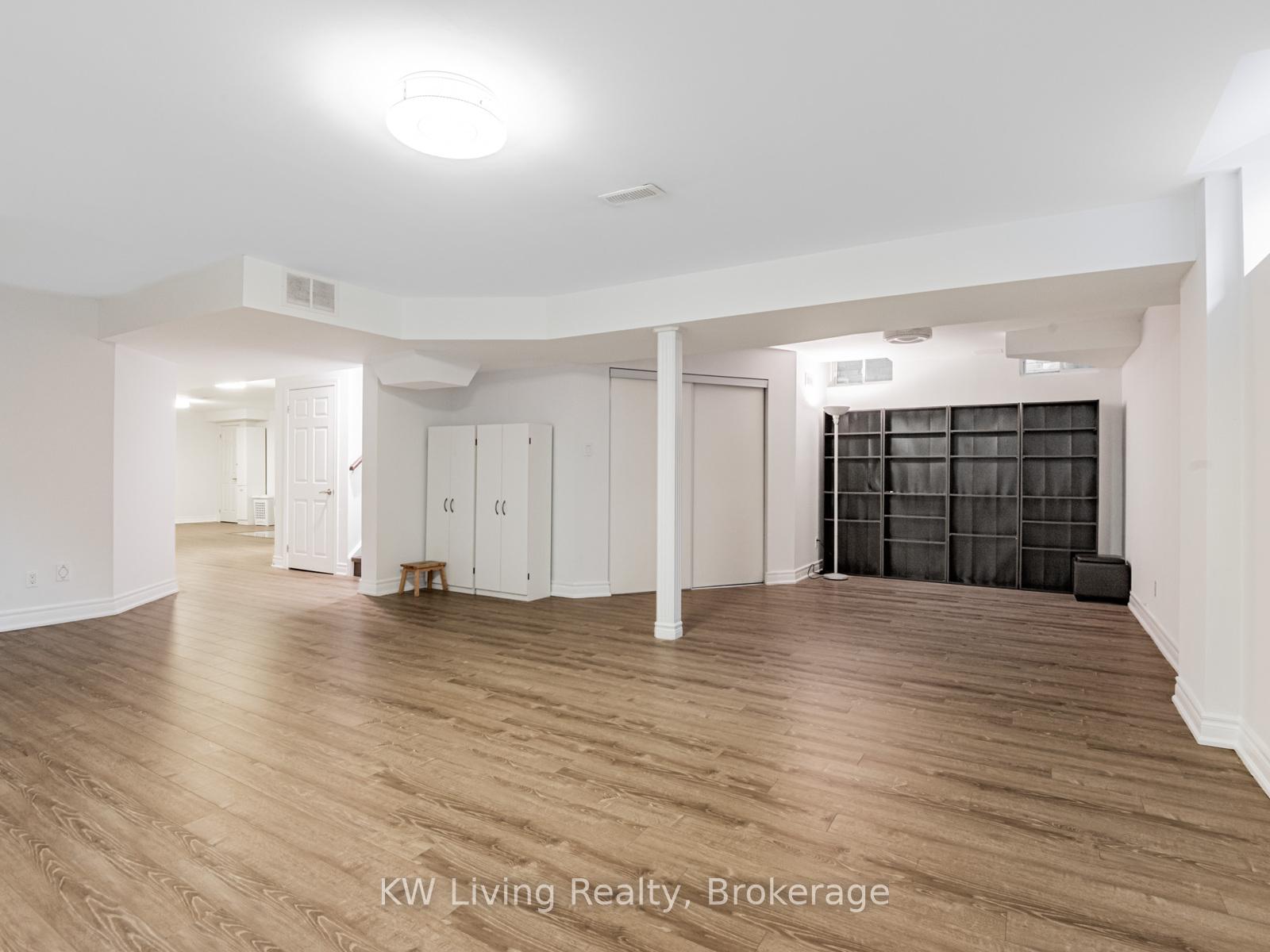 Photo 31 of 37 Jeffrey Nihda Crescent, Markham, Greensborough — HOMEH