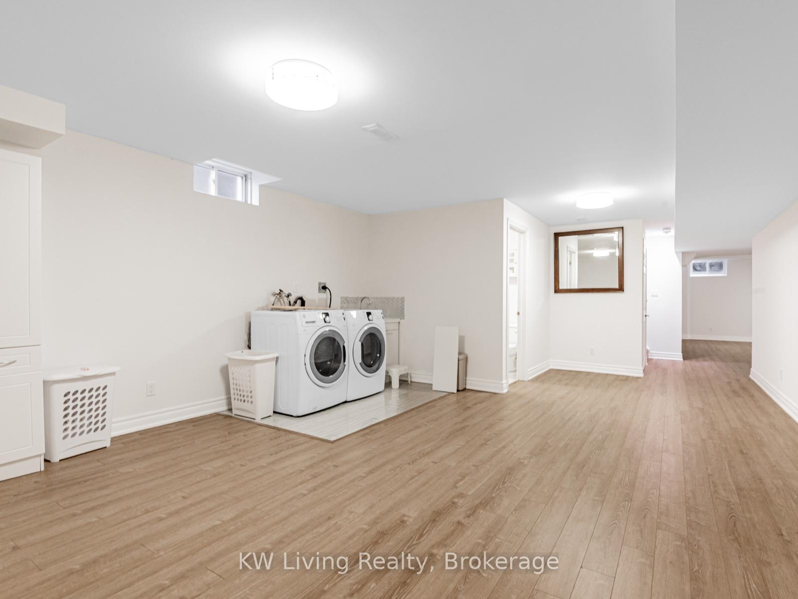 Photo 34 of 37 Jeffrey Nihda Crescent, Markham, Greensborough — HOMEH