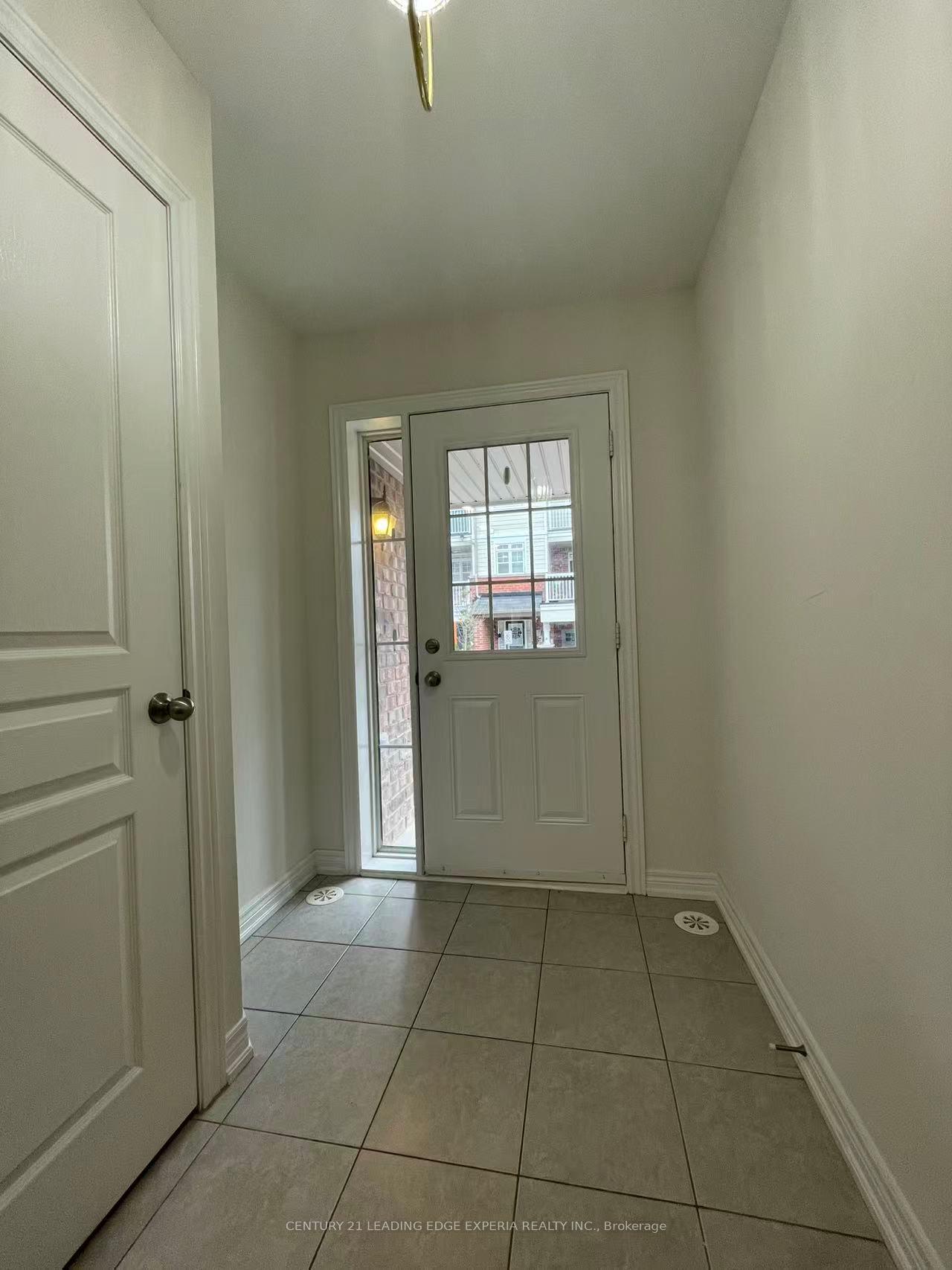 Photo 2 of 6 Fanny Grove Way, Markham, Greensborough — HOMEH
